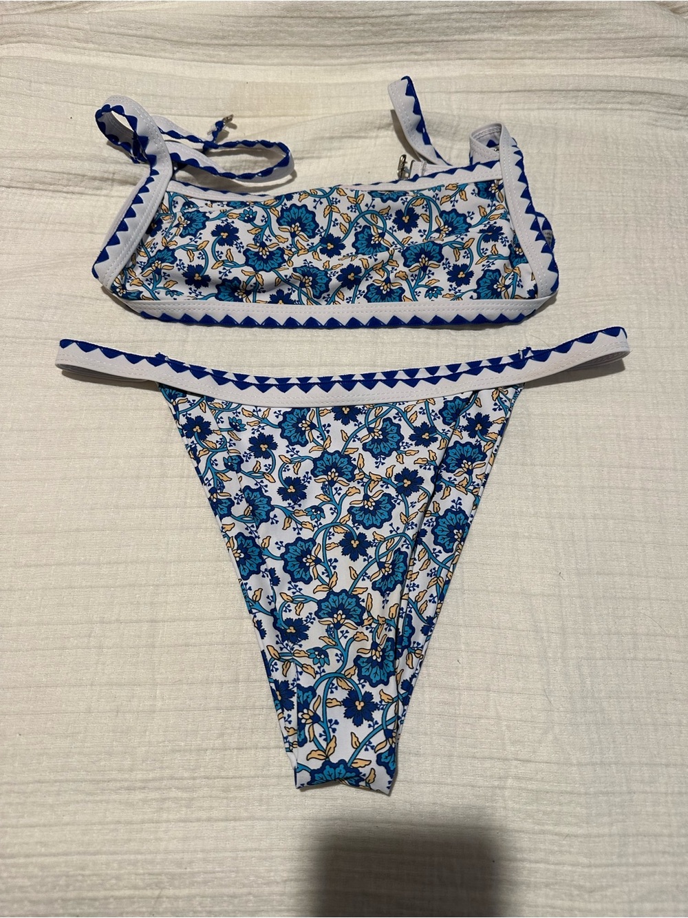 SHEIN Blue Floral Two-Piece Bikini Set